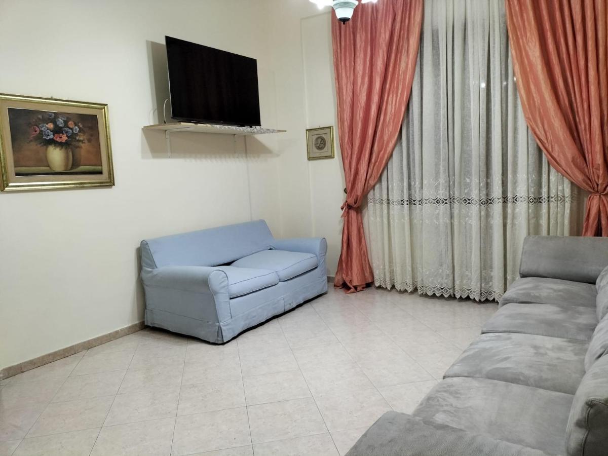 Casa Vacanze Al Castello Трани Экстерьер фото